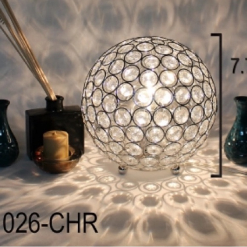 Crystal ball table lamp